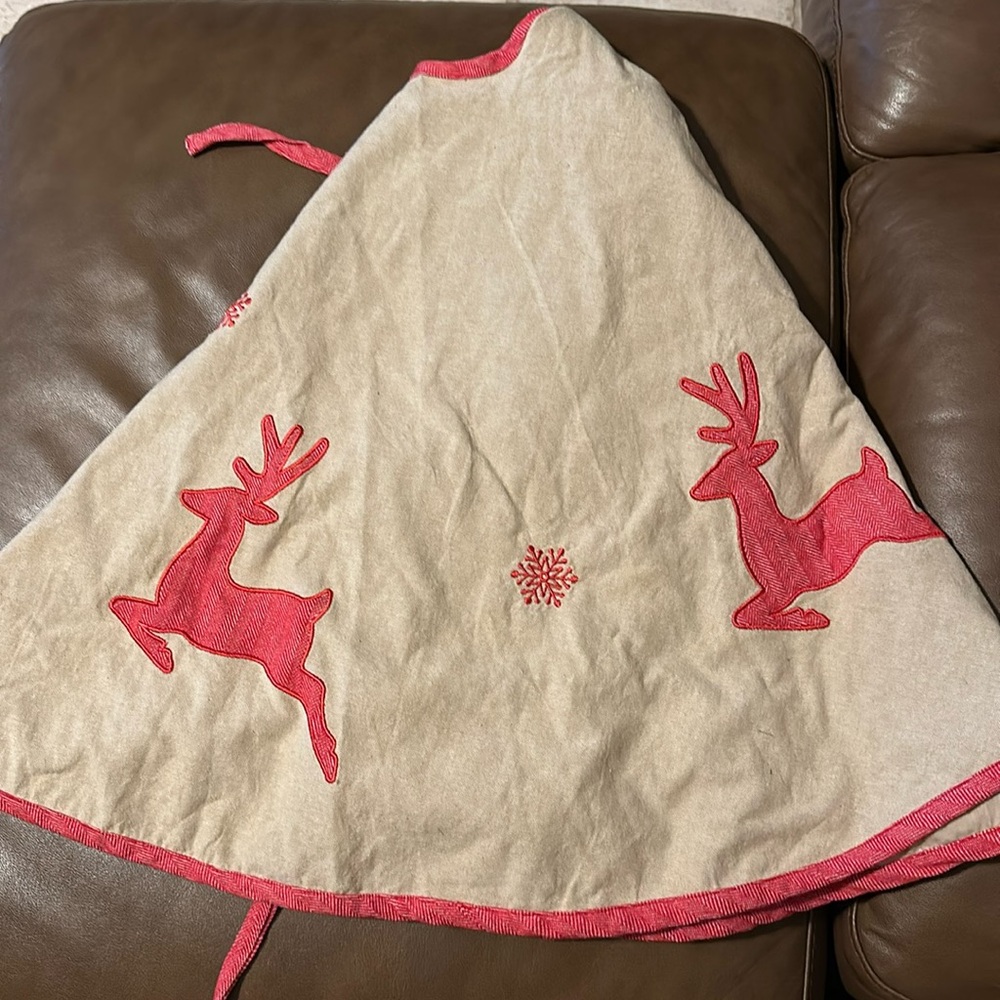 Tree Skirt